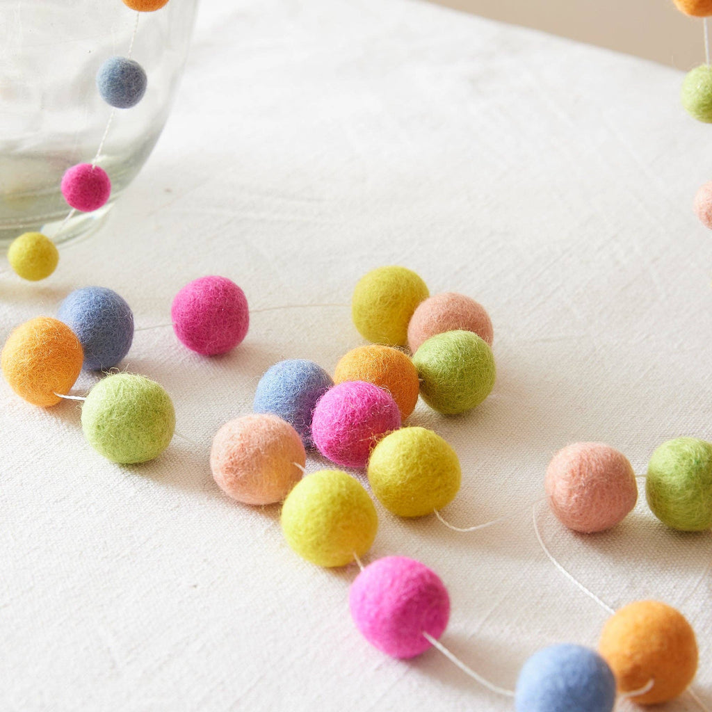 TARUTSHA Boho Felt Ball Pompom Garlands 200cm
